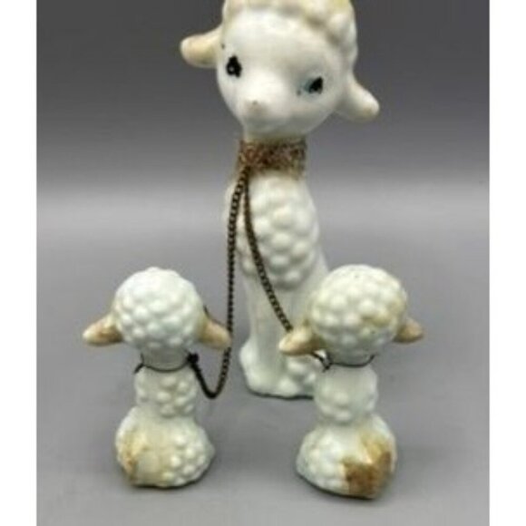 Vtg Ceramic Poodle Dog Figurines Chain Leash‎ Mom & 2 Puppies - Picture 3 of 7